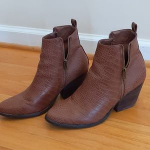 Coconuts by Matisse- Marga Booties